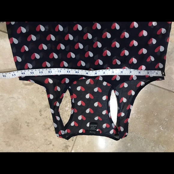 Cute heart patterned blouse - Picture 2 of 6